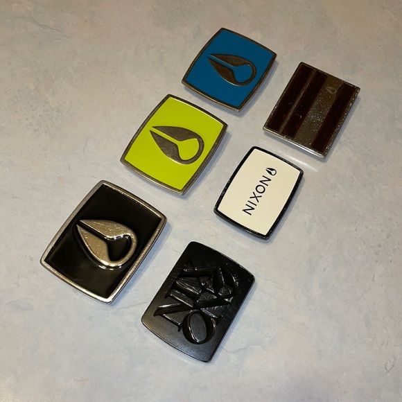 Nixon belt bucks - Picture 1 of 3